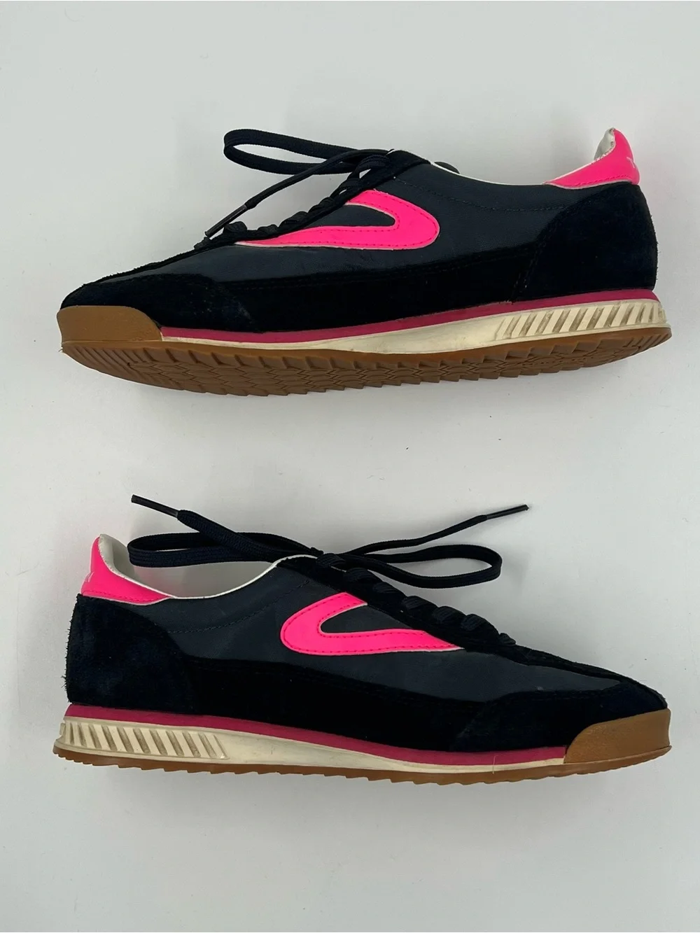 Tretorn Women’s Rawlins 2.0 Suede/Textile Sneakers Navy/Pink 6 Trainers